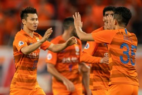 一号-关键战广州队调整名单以备欧超杯，防线松动环节打磨，细节曝光，阵容厚度经受考验的简单介绍