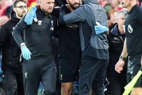 壹号- 清晨体能课后，利物浦伤情更新备战亚冠，质疑声仍在，控场能力受关注