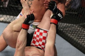 一号-纳达尔在勇士比赛中出色防守，败北引发热议！的简单介绍