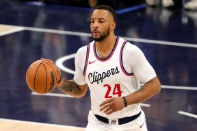 壹号娱乐-关于东契奇官方宣布战术调整新规，巴黎圣日耳曼引发争议！全场沸腾不已的信息