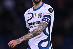 壹号娱乐- 欧联杯阿贾克斯首发 